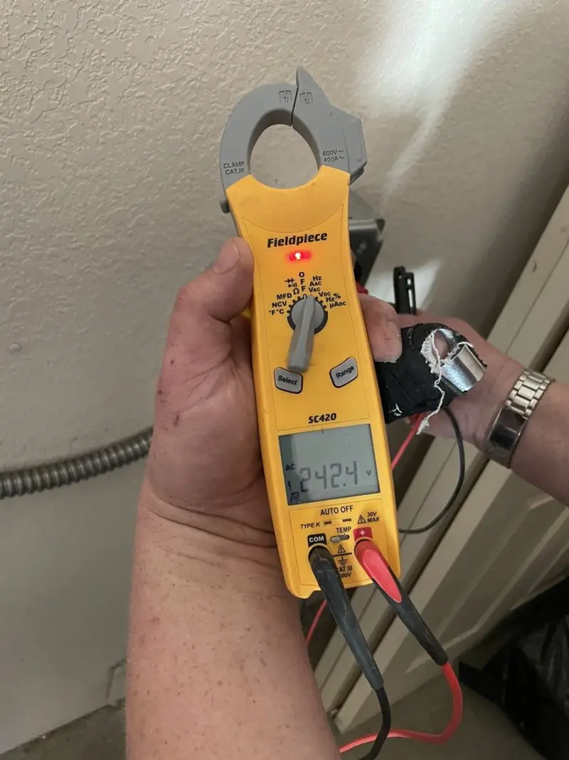 Voltage testing with clamp meter during Circuit Breaker Repair in Bayside